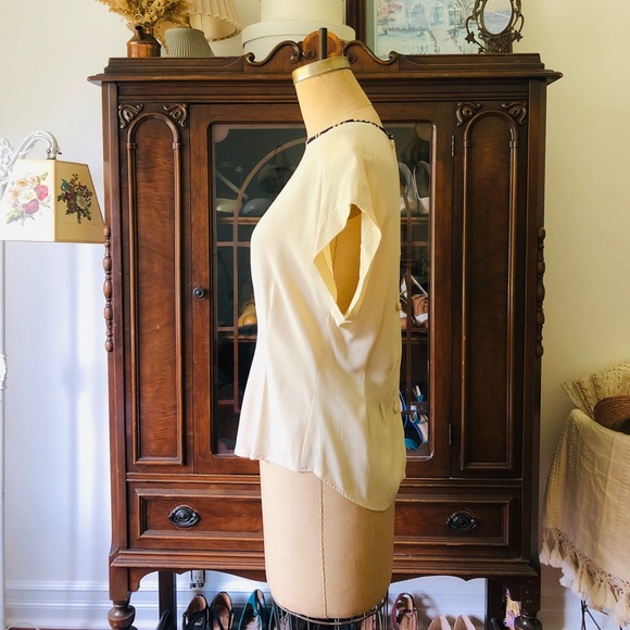 VINTAGE 70s Cream Top Blouse - Picture 4 of 10